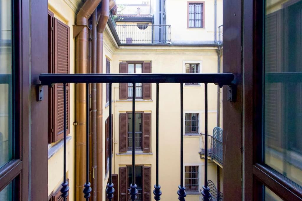 Apartamento Duomo Big House130Mq Vista Tempio Milán Exterior foto